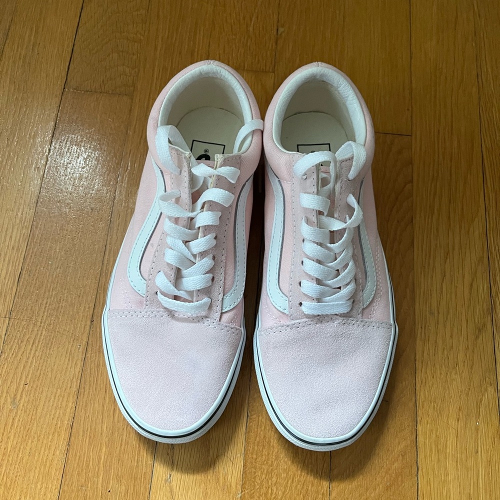 Vans Women's Pink Sneakers
